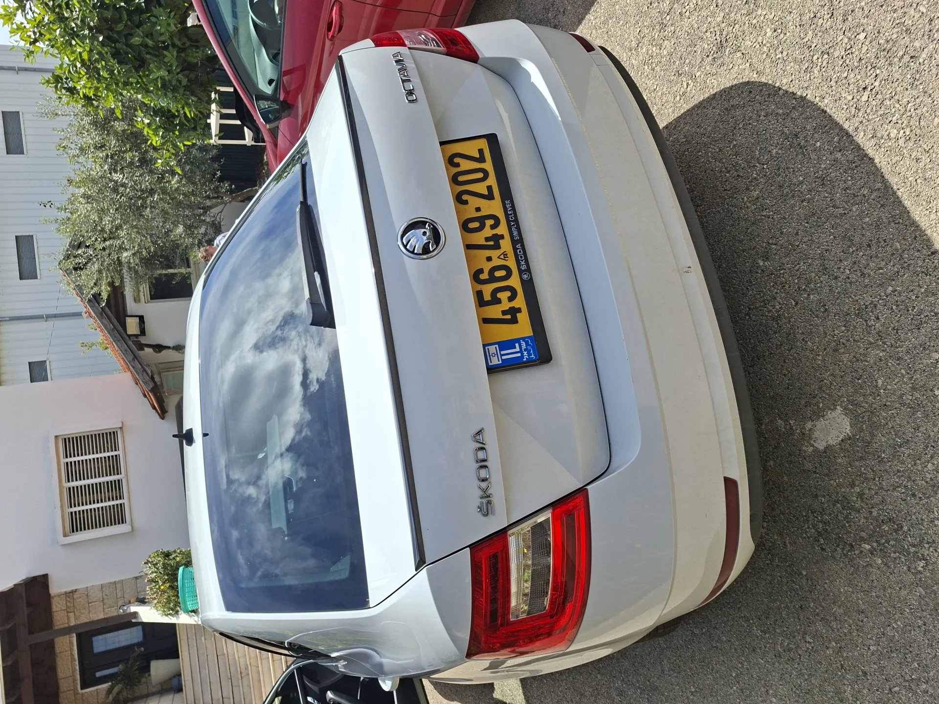 רכב שמור כחדש , יד שלישית במשפחה , טסט לשנה