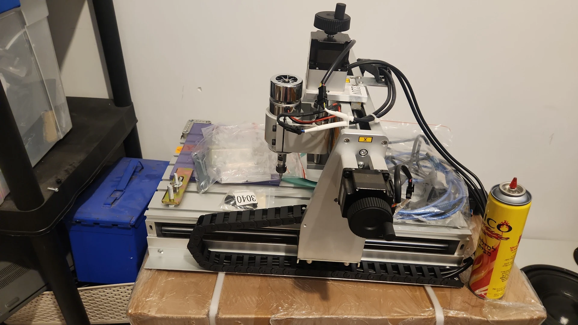 למכירה מכונות cnc דגם 4030 
כולל תוכנה לטעינה קבצים עם רשיון