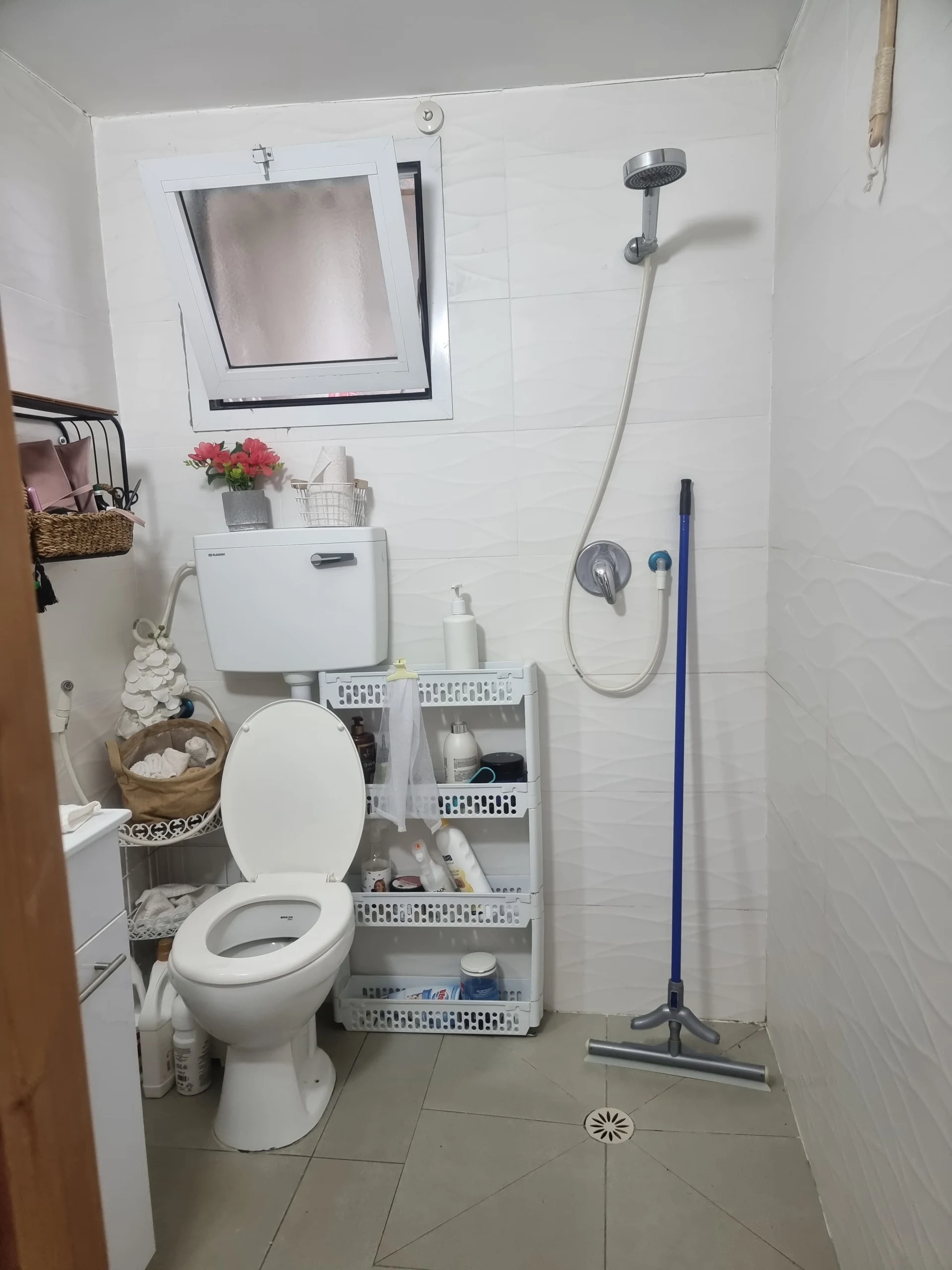 יחידת דיור, חדר, קומת קרקע, מאובזרת קומפלט