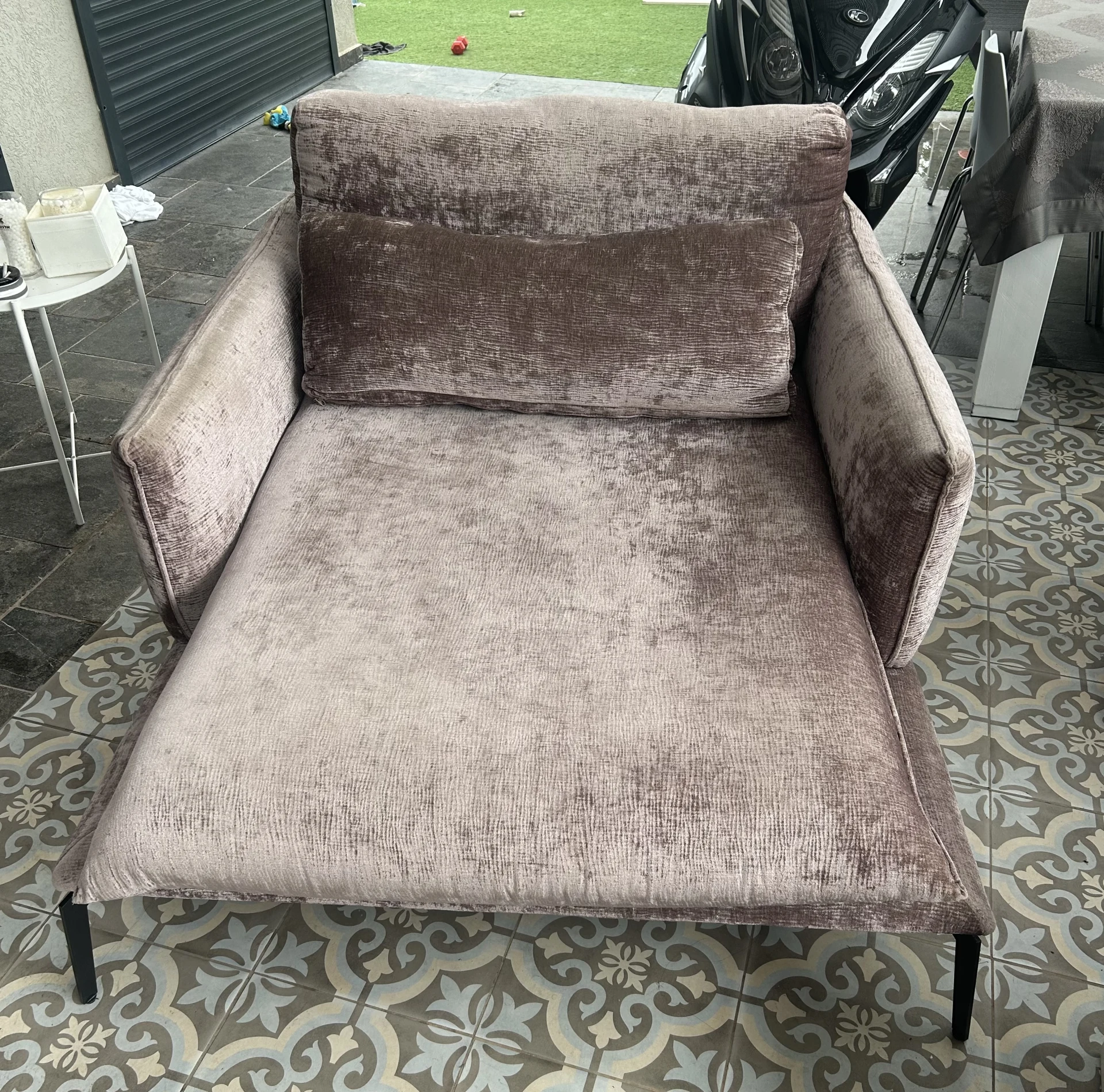 בד קטיפתי נעים. הגוון וורוד עתיק מאוד נוחה.