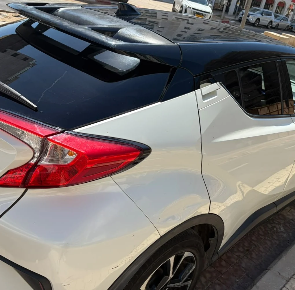 טויוטה C-HR Chic היברידית 2017